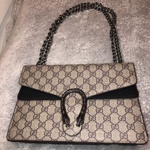 Handbag